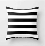 housse-de-coussin-raye-noir-et-blanc-zebre
